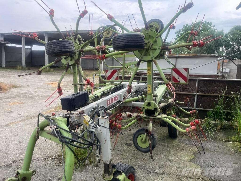 CLAAS Volto 1050 T Pöyhimet ja haravat