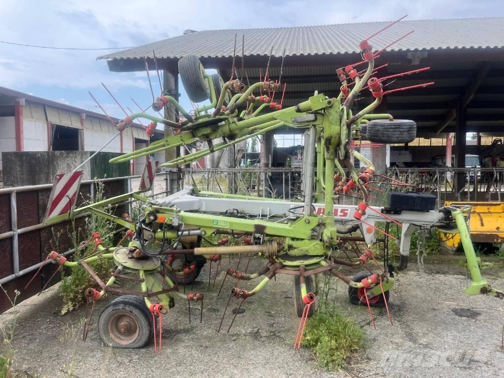 CLAAS Volto 1050 T Pöyhimet ja haravat