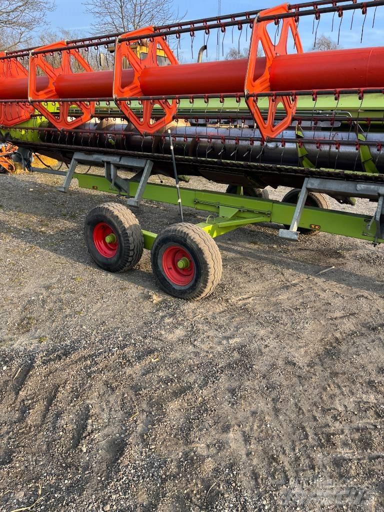 CLAAS LEXION 540 Leikkuupuimurit