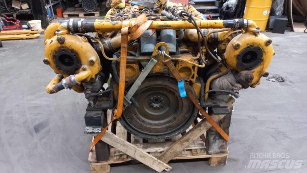 Mercedes-Benz OM404A Moottorit