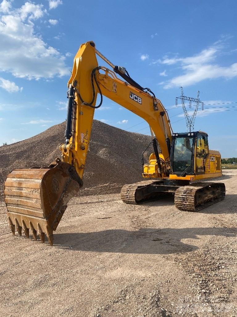 JCB 220 Telakaivukoneet