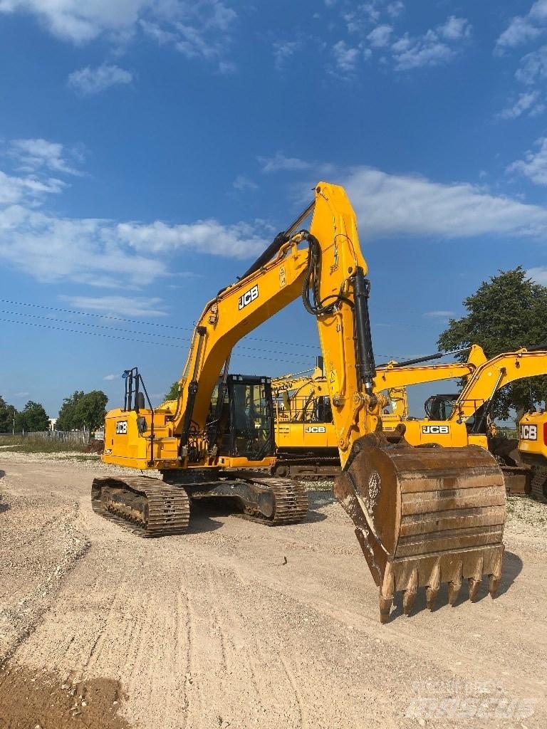 JCB 220 Telakaivukoneet