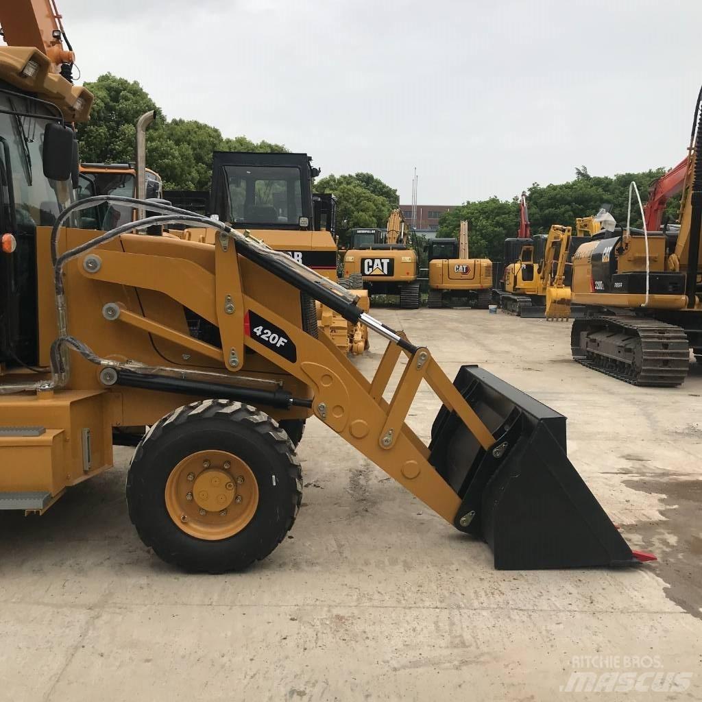 CAT 420 F Kaivurikuormaajat