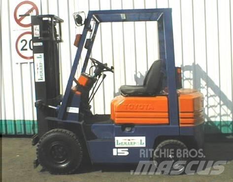 Toyota 02-5FGL15 Lavansiirtotrukit