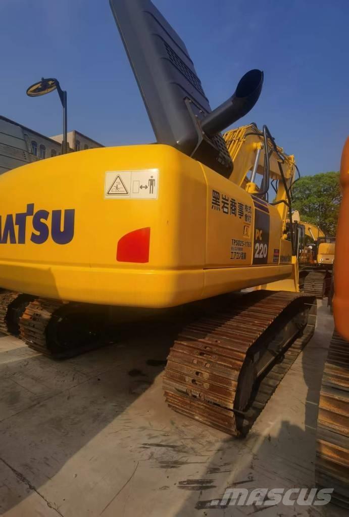 Komatsu PC 220-8 Telakaivukoneet