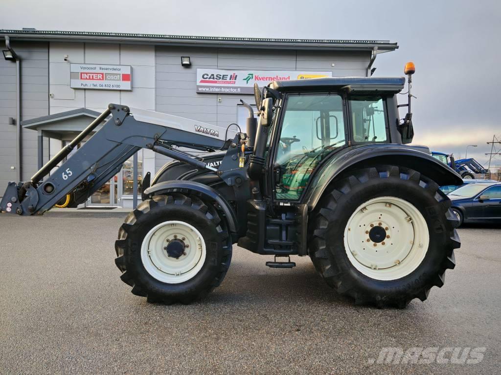 Valtra N 142 Versu Traktorit
