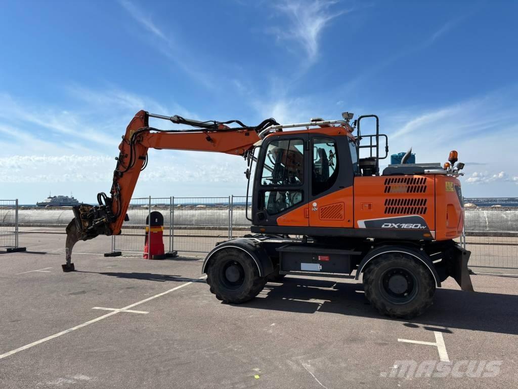Doosan DX 160 W Pyöräkaivukoneet