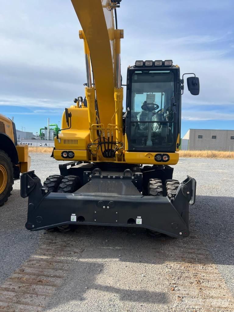 Komatsu PW 180 Pyöräkaivukoneet