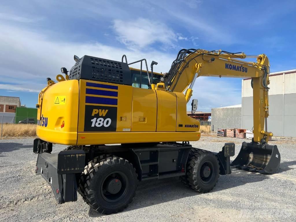 Komatsu PW 180 Pyöräkaivukoneet