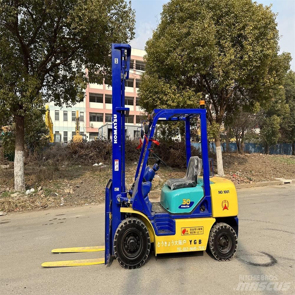Komatsu FD30-14 Dieseltrukit