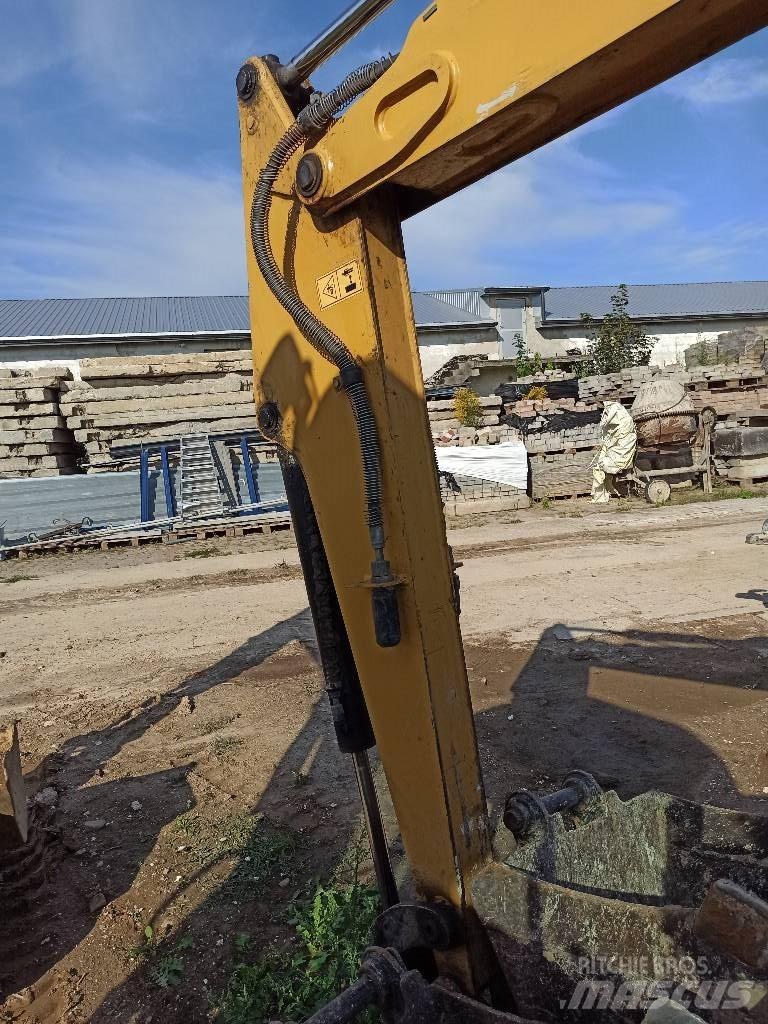 CAT 302.5 C Minikaivukoneet < 7t