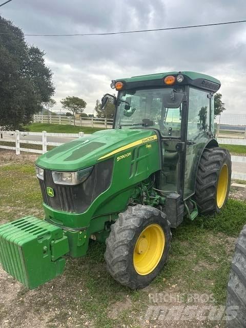 John Deere 5090 GN Traktorit