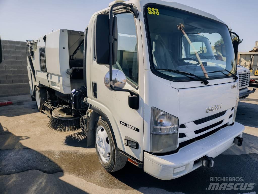 Isuzu NQR Yhdistelmäkoneet