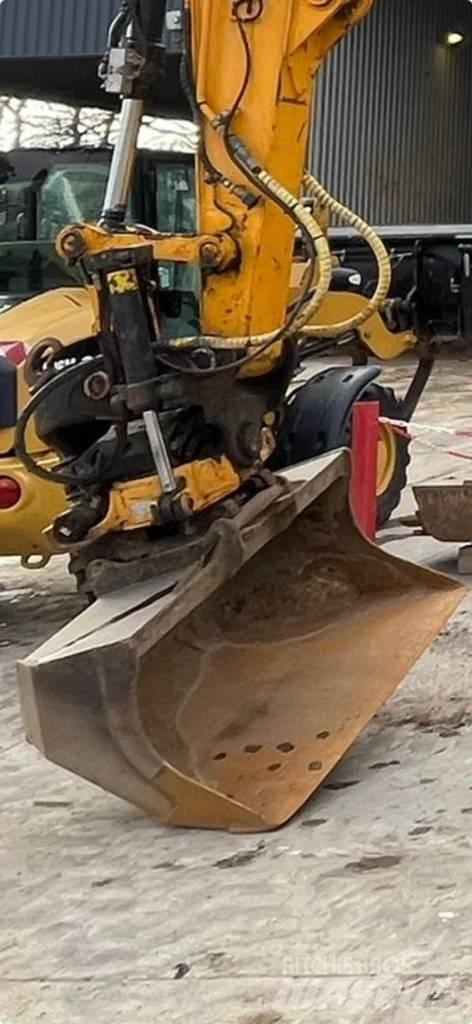 JCB JS 145 W Pyöräkaivukoneet