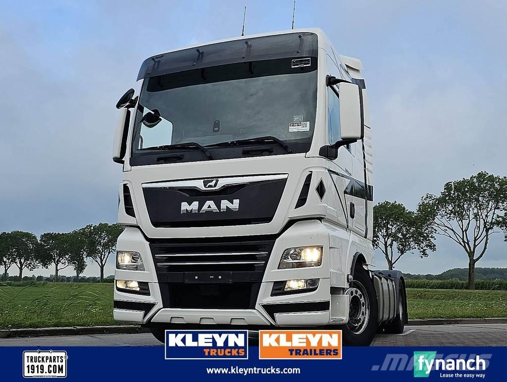 MAN 18.460 TGX Vetopöytäautot