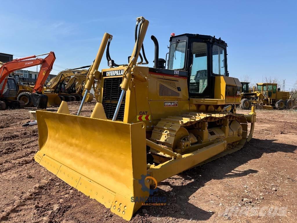 CAT D 6 G Telaketjupuskutraktorit