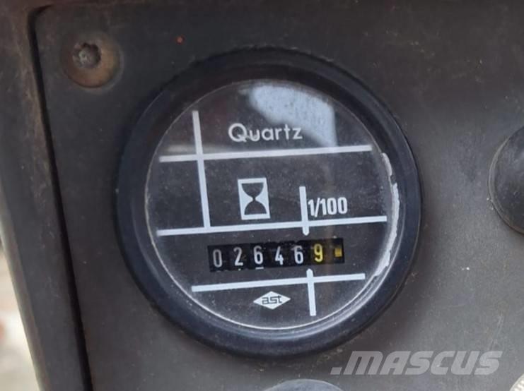 Ausa CE 11 V-4171 Maastotrukit