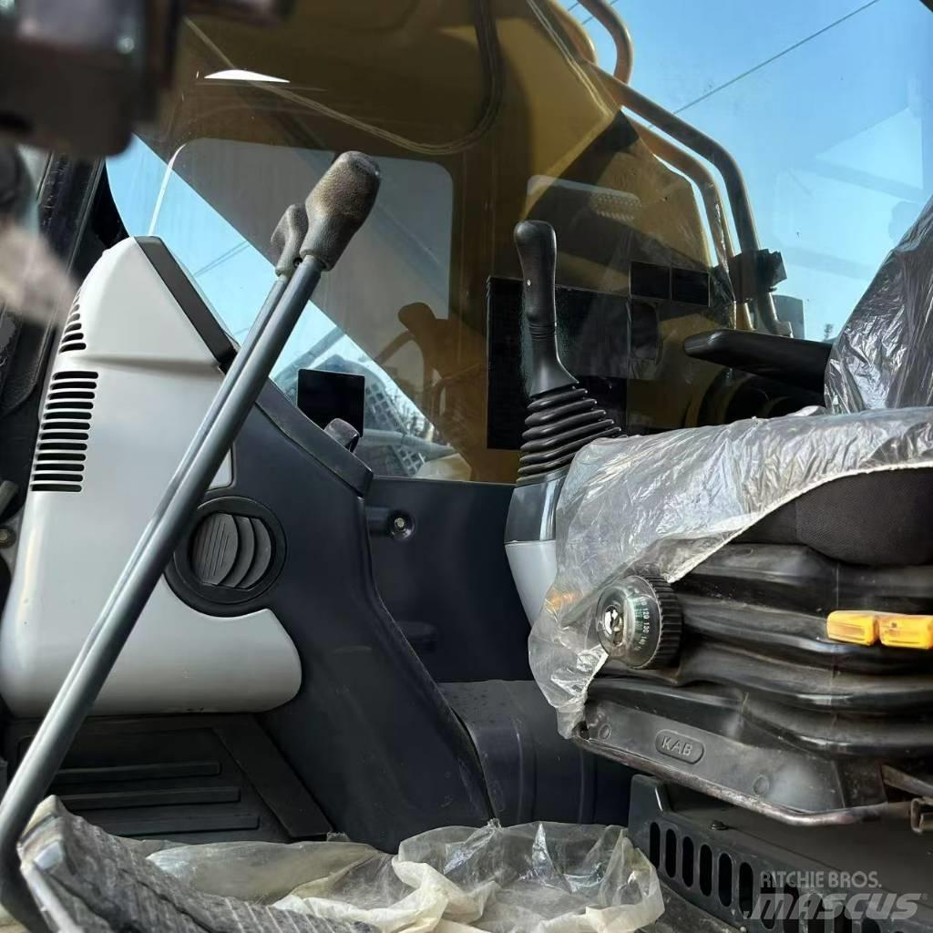 Komatsu 450 Telakaivukoneet
