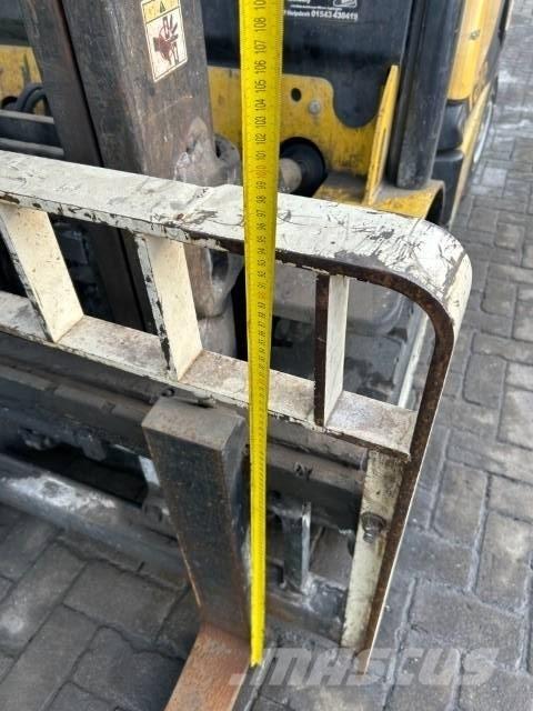 Yale GDP 35 VX Dieseltrukit