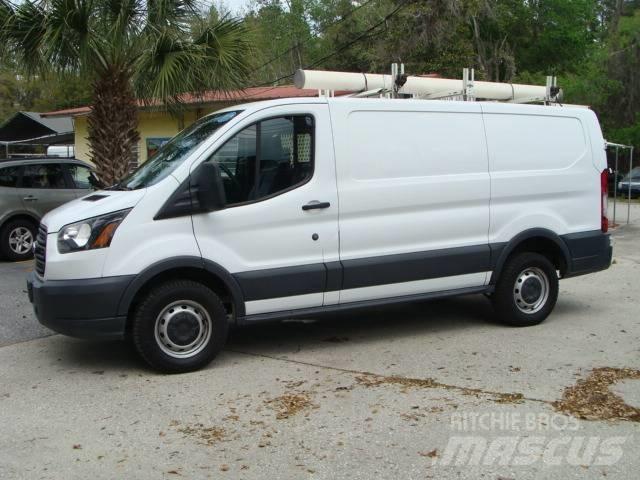 Ford T250 Umpikorikuorma-autot