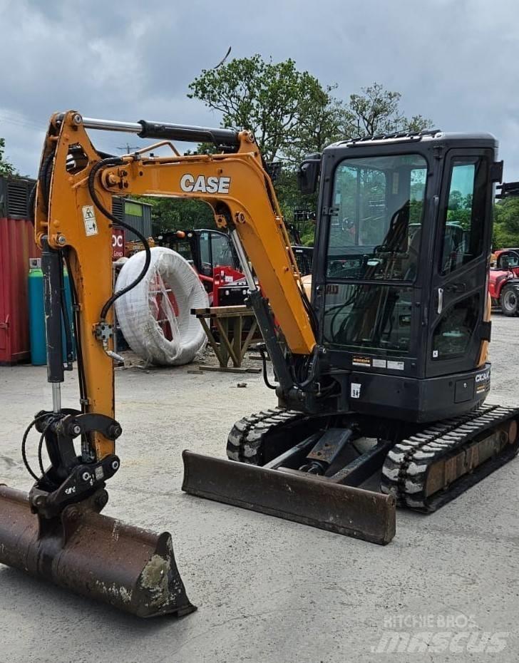 CASE CX30C Minikaivukoneet < 7t