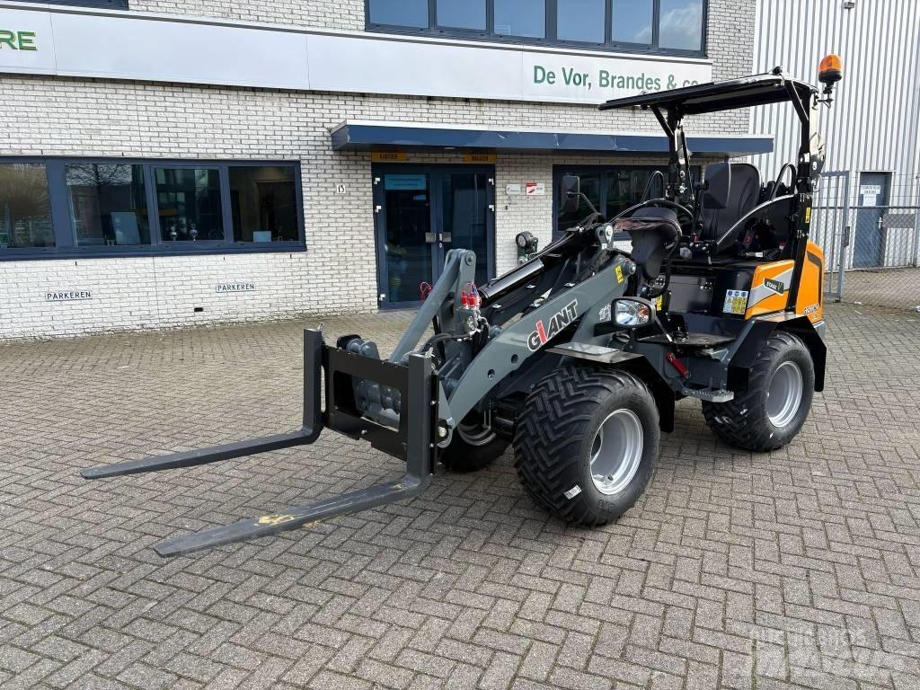 Giant G2500HD Xtra Pienkuormaajat