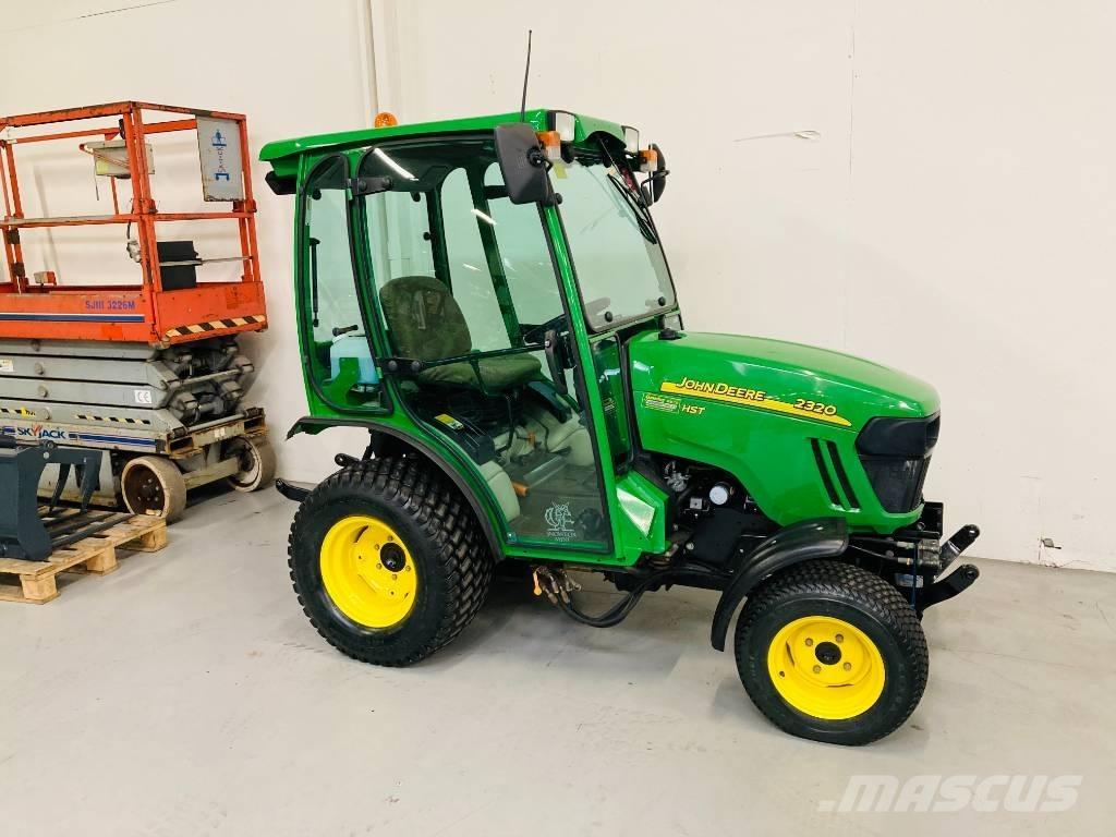 John Deere 2320 Taajamatraktorit