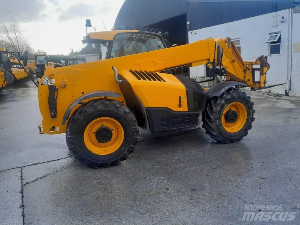 JCB 541-70 Kurottajat