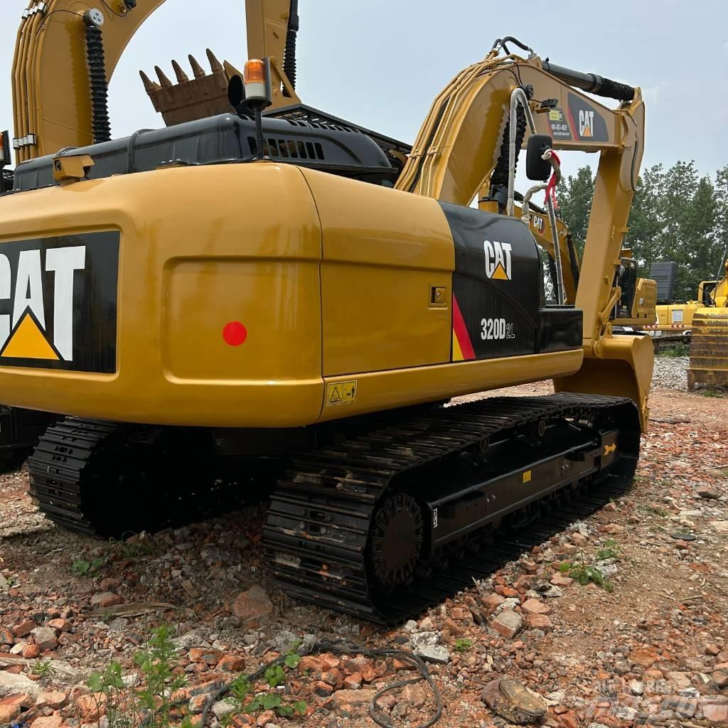 CAT 320D2L Telakaivukoneet