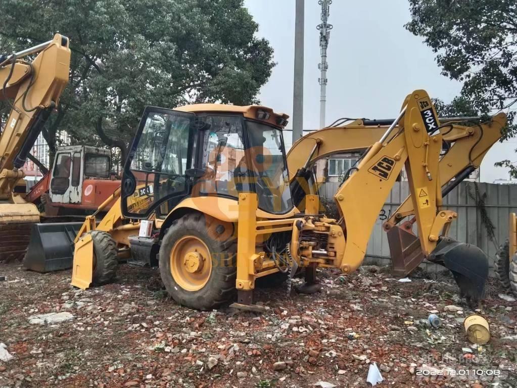 JCB 3 CX Kaivurikuormaajat