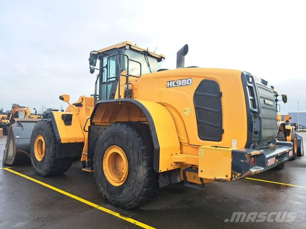 Hyundai HL980 Pyöräkuormaajat