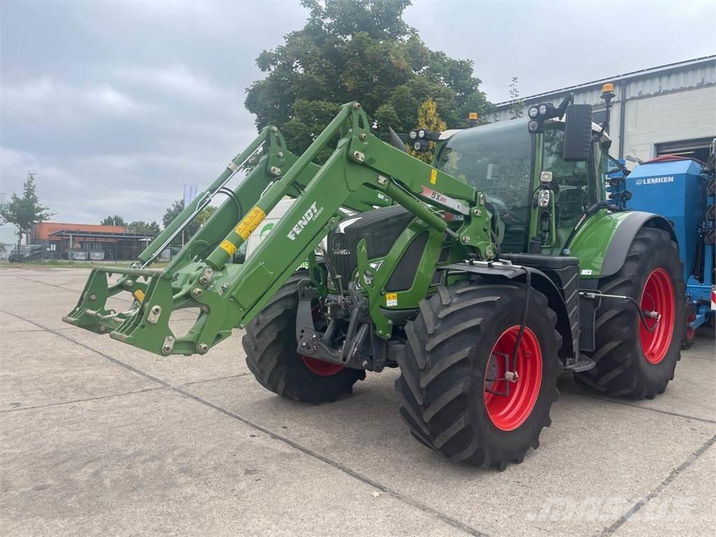 Fendt 724 Vario Traktorit