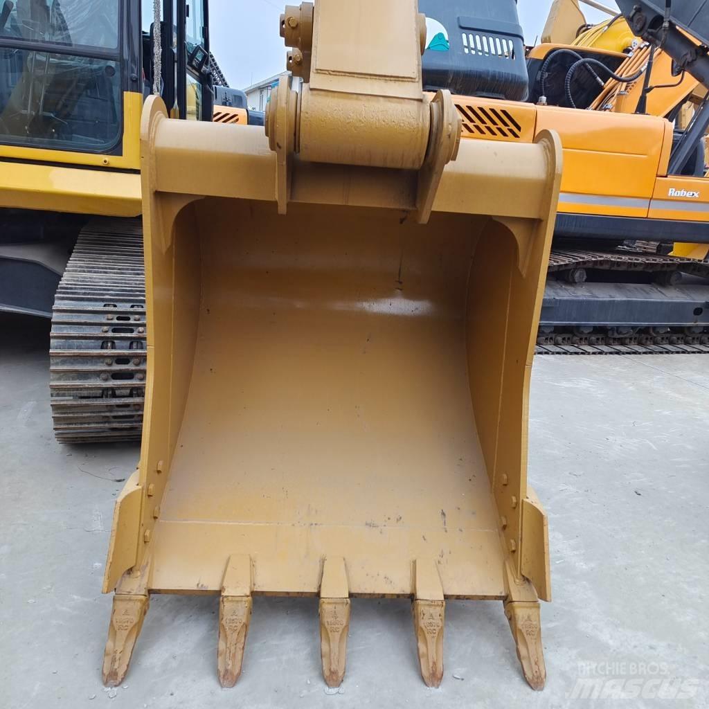 CAT 330 D Telakaivukoneet