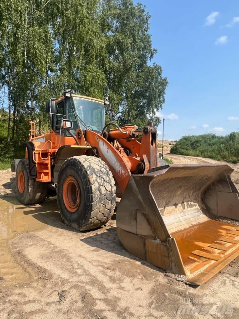Doosan 420 Pyöräkuormaajat