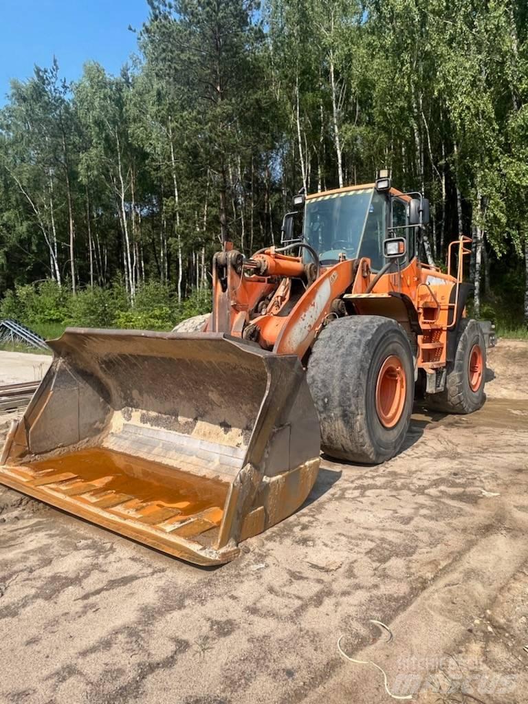 Doosan 420 Pyöräkuormaajat