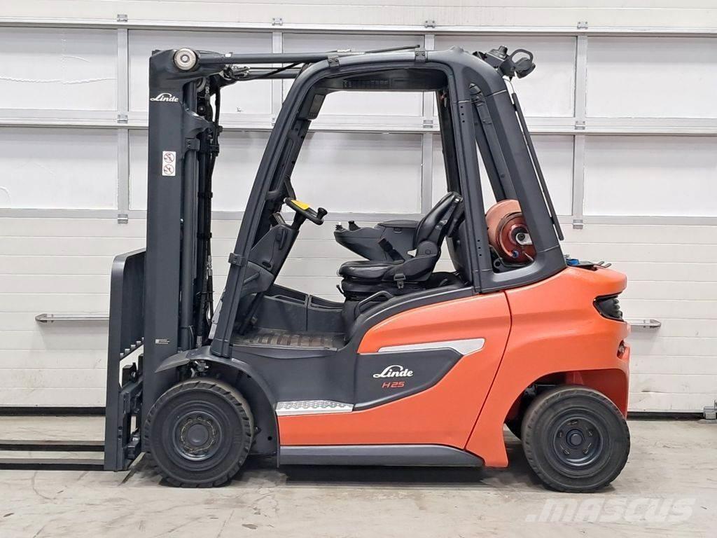 Linde H25T-01 Nestekaasutrukit