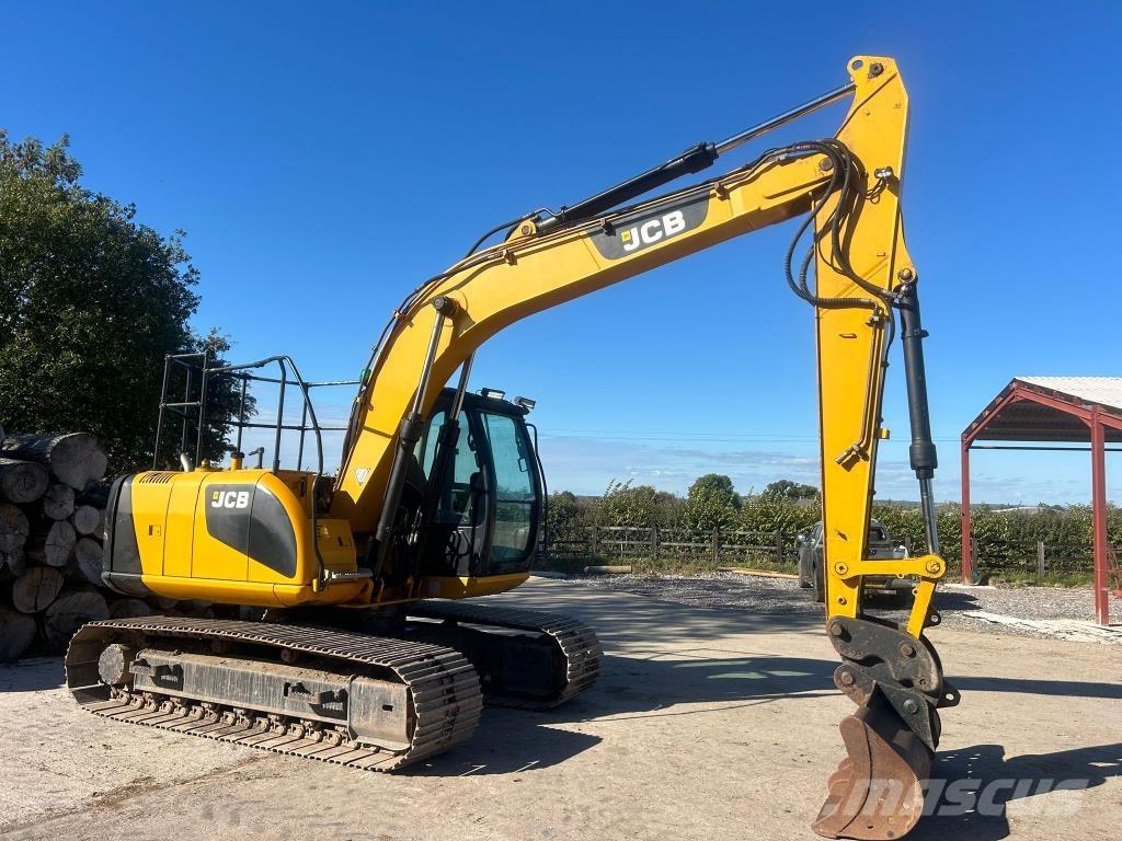 JCB JS 130 LC Telakaivukoneet