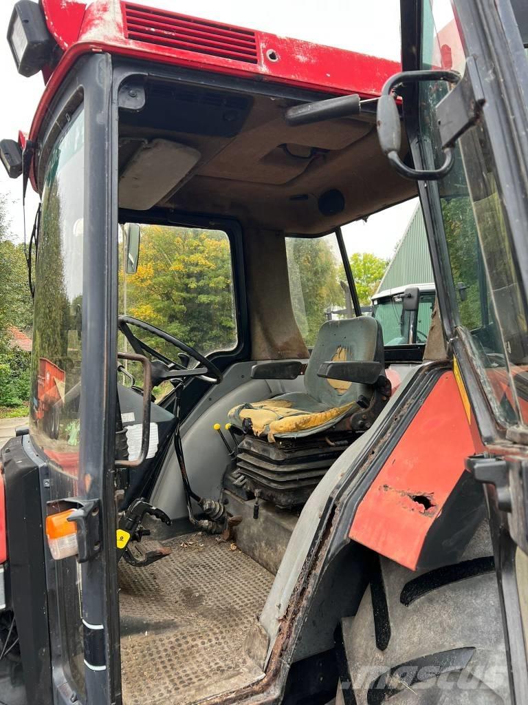 Case IH 745 XL Traktorit