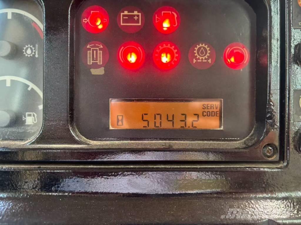 CAT D 7 R Telaketjupuskutraktorit