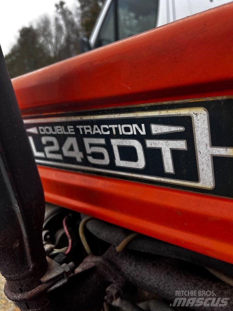 Kubota L 245 Taajamatraktorit