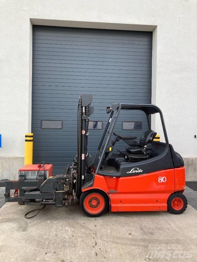 Linde E25/600/336 Kapeakäytävätrukit
