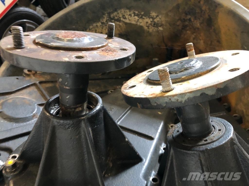 Iseki SXG 19 Päältäajettavat ruohonleikkurit