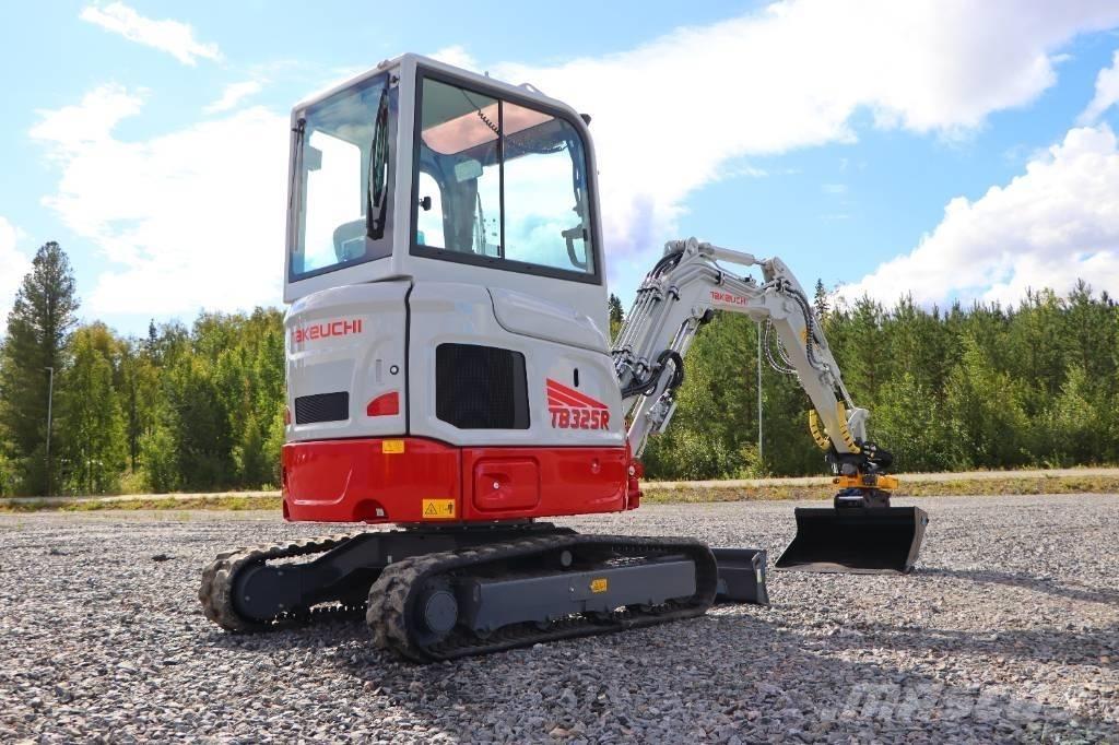 Takeuchi TB325R Minikaivukoneet < 7t