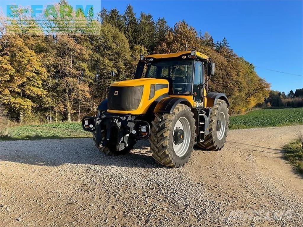 JCB fastrac 8250 Traktorit
