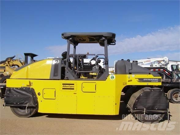 Dynapac CP2700 Kumipyöräjyrät
