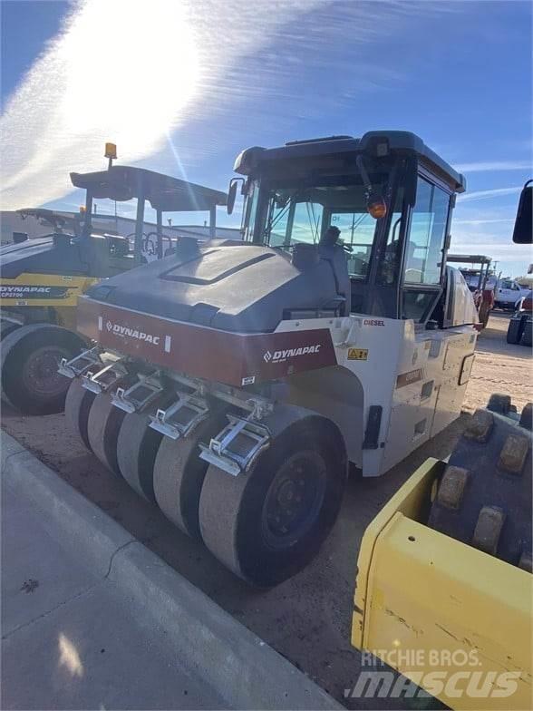 Dynapac CP2700 Kumipyöräjyrät
