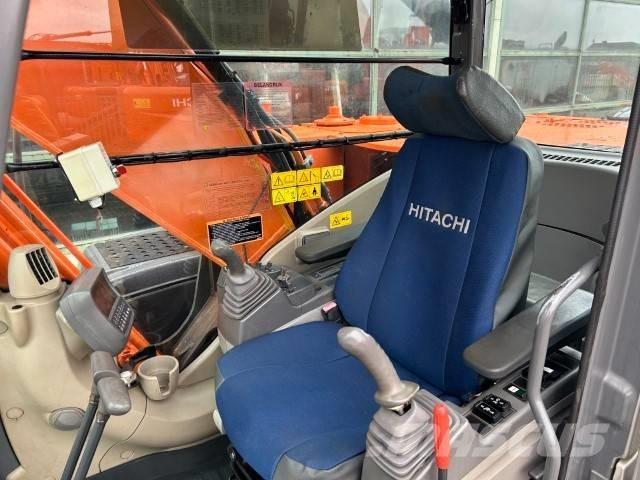 Hitachi ZX 180 LC-3 Telakaivukoneet