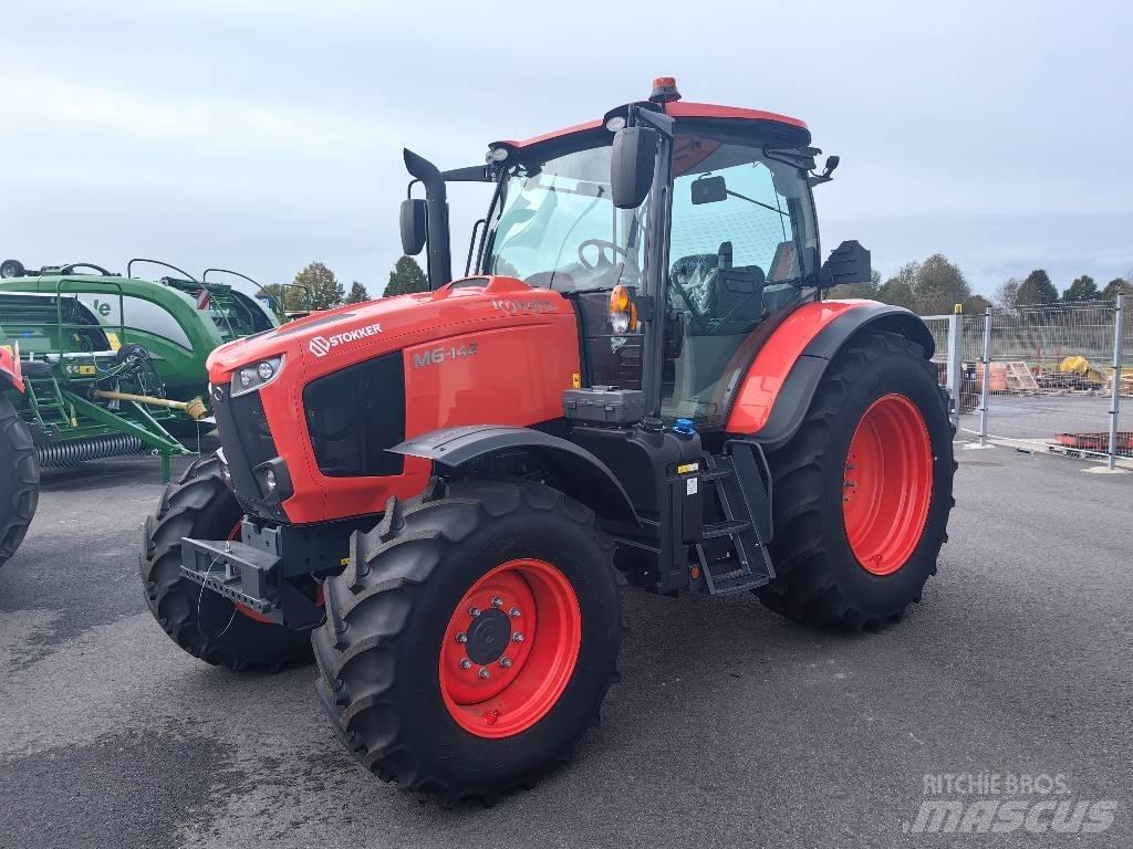 Kubota M6-142 Traktorit
