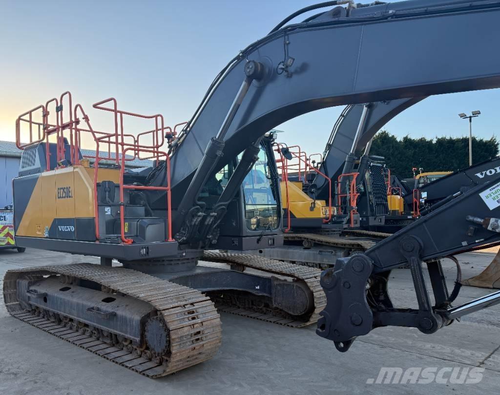 Volvo EC 250 EL Telakaivukoneet