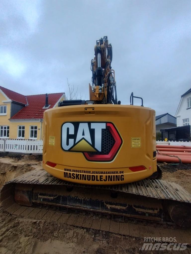 CAT 325 Telakaivukoneet